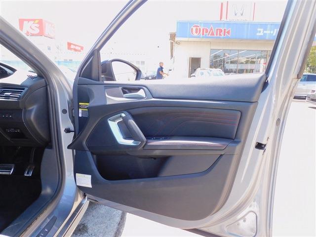 1オーナー・ACC・レーンキープ・BSM・8AT・ナビTV・全周囲カメ・CarPlay・Bluetooth・スマートキー・純正18インチAW・コーナーセンサー・LEDライト・ハーフレザー・Pアシスト・ETC