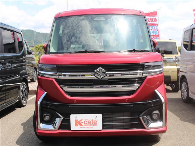 人気の届出済未使用車や厳選中古車を全メーカー豊富に取り揃えております。