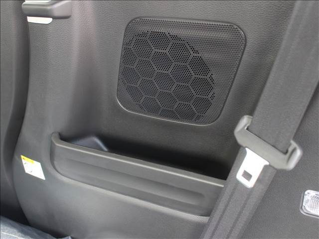収納スペースがたくさんある車両です！！！