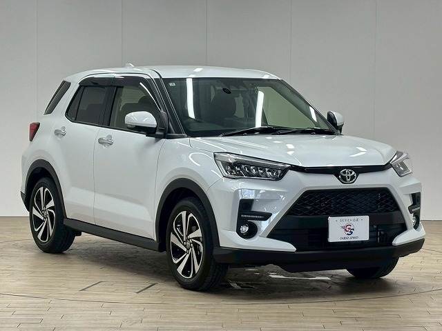 お車ご成約時の付帯率は驚きの90％OVER。GOOD　SPEED自慢のスーパーガラスコーティング。見違えるほどの輝きを放ち、納車後のメンテナンスも楽々。是非一度お試し下さい。