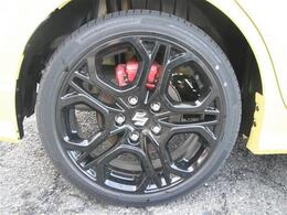 右フロントタイヤと純正アルミ