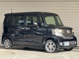 【ボディ（前）】車の顔となるフロント周りは精悍なデザイン☆