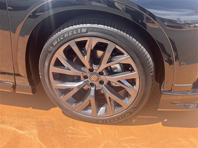 気になる車はすぐにお問い合わせください！画面右側の0066から始まる無料ダイヤルからお問い合わせ下さい！専門スタッフがお車のご質問にお答えいたします！