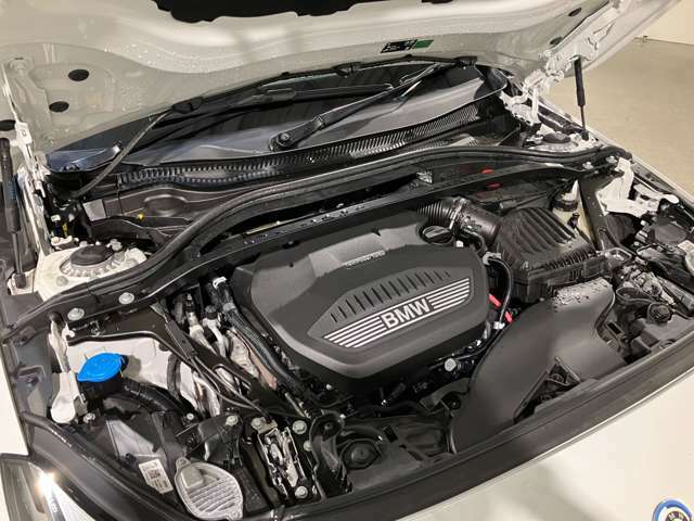 BMW 2.0L 直列4気筒ツインパワーターボ　ディーゼルエンジン　：コモンレールダイレクトインジェクションシステム、可変ジオメトリーターボチャージャー