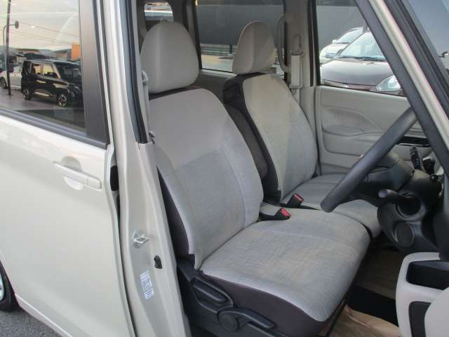 体にフィットするので、腰や背中が疲れにくく、ロングドライブや高速走行も快適。