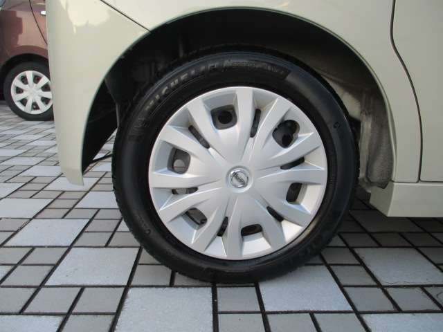 安心してください！まだまだタイヤの溝もあります。