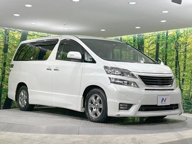 大好評のボディコーティング「弾スプラッシュコート」もご納車までに施工可能。通常のガラスコートと異なる、耐久年数6年の無機質ガラスコーティングが、ボディをキレイな状態に保ってくれます。