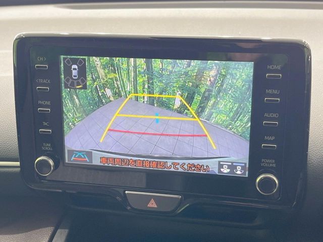 【バックカメラ】駐車時に後方がリアルタイム映像で確認できます。大型商業施設や立体駐車場での駐車時や、夜間のバック時に大活躍！運転スキルに関わらず、今や必須となった装備のひとつです！
