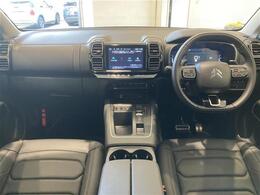 BMW、メルセデス、アウディといったドイツのプレミアムブランドをはじめとした、各種輸入車ブランドを同時に比較することができます。
