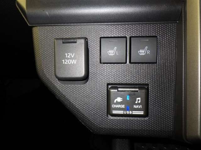 シートヒーター付なので、寒い冬でも快適にドライブが楽しめます！