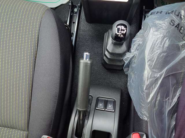 運転席・助手席シートヒーター