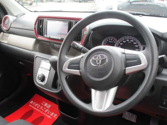 当社は関東陸運局指定整備工場を併設しています！　全員2級以上の整備士の国家資格を取得しています！　整備はお任せください！