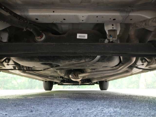 抗菌・消臭・防汚に最適！！【ルームコーティング施工】もオススメです。オゾン除菌や専門業者様によって車内をクリーンに保つことができます。希望番号OK♪お誕生日記念日、お好きな数字をナンバーにしませんか？