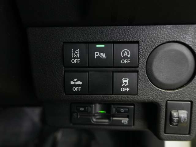 当社の在庫は全車、査定のプロが外装、内装エンジン、下廻りなど無事故検査済みです☆遠方のお客様も安心してご検討ください☆更に走行管理システム導入により走行改ざん車も事前にチェックさせて頂いております。