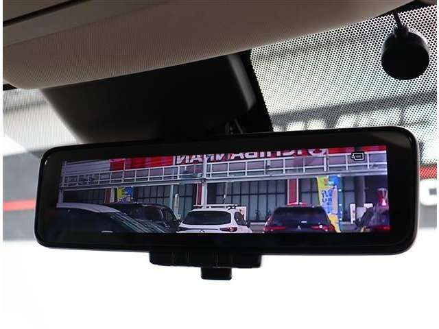 弊社に在庫の無いお車をお探しのお客様。弊社は全国のオートオークションに加盟しております。