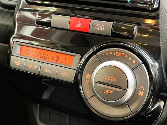 自社ローン対応車　 詳しくは弊社ホームページまで！ 　https://carlifegroup.fukuoka.jp/カーセンサー掲載車以外にも在庫車輌 多数掲載中！カーライフ福岡　福岡県糟屋郡粕屋町戸原西4丁目8-11　TEL0120-038-871