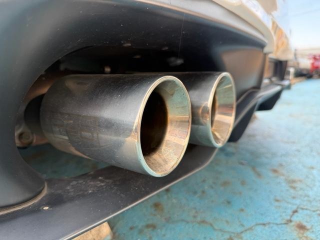 納車、登録等で店舗スタッフ留守の場合がございますのでお気軽にお電話、メールでお問い合わせください。