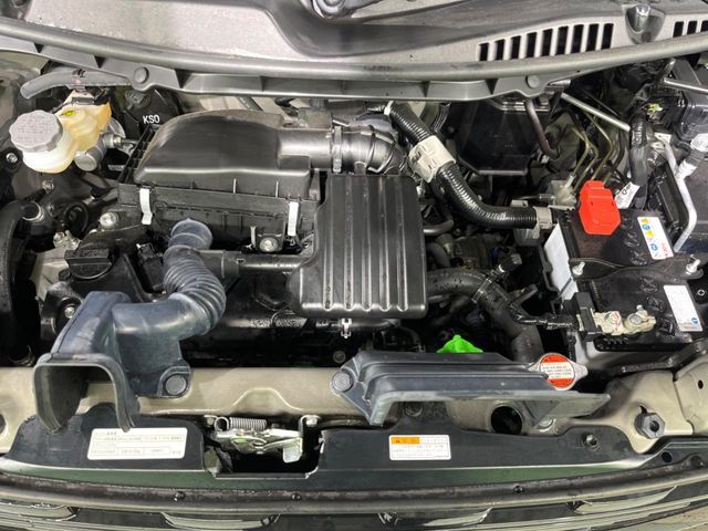 親切・丁寧な専門メカニックスタッフが応対！・車検・点検整備・事故等の修理などアフターサービスも安心。お車のカスタマイズもネクステージのサービススタッフまでご相談ください！