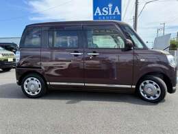 両側電動スライドドアで使いやすいです