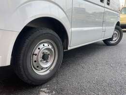 提携認証整備工場完備。車検や点検整備も対応いたします。