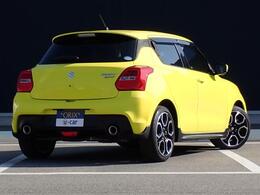 オリックス認定中古車は厳選した上質な車輌のみをお届け致します。全車にプロの職人による徹底した内外装の清掃、磨き上げ処理を施しております。