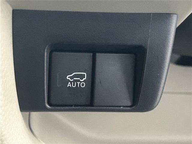 【運転席操作部】快適なドライブを楽しむための機能が装備されています！運転席から触れるので、使いやすいです！除菌プランいれていただくと、さらに清潔で安心していただけます！