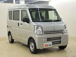 弊社は「車両価格」に「諸費用（自賠責保険料・税金・登録等に伴う費用）」を加えた、安心の「支払総額」で表示しております。