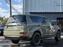 流行りのアウトドアやキャンプにも活躍出来る1台です。