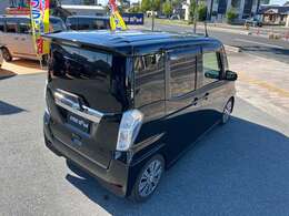 HIDオートライトアイドリングストップ　電動格納ミラー　両側パワースライドドア　フルセグナビ　USB　Bluetooth　録音　バックカメラ　アラウンドビューモニター