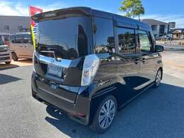 HIDオートライトアイドリングストップ　電動格納ミラー　両側パワースライドドア　フルセグナビ　USB　Bluetooth　録音　バックカメラ　アラウンドビューモニター