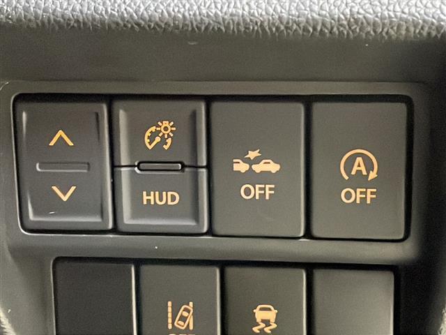 こちら運転席周りのスイッチの写真になります。各部しっかり動作の確認をしておりますので、ご安心だくさい。