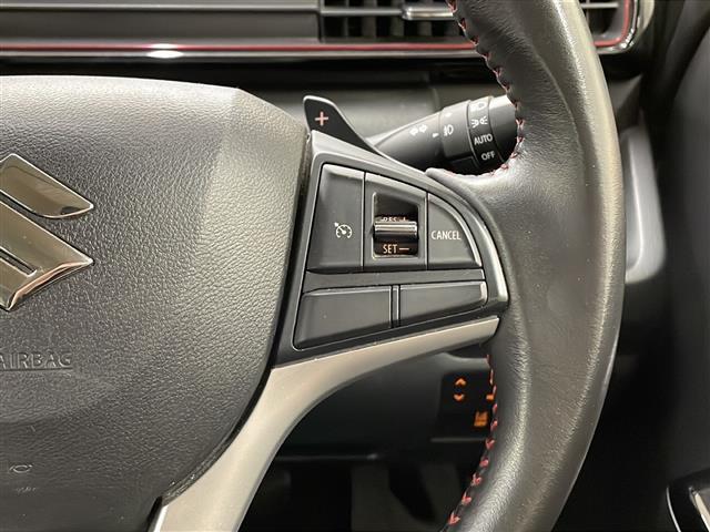 こちら運転席周りのスイッチの写真になります。各部しっかり動作の確認をしておりますので、ご安心だくさい。