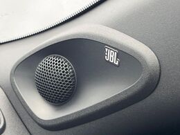 【JBLサウンドシステム付き純正ナビ】充実のナビ機能はもちろん、高度なチューニング能力が搭載されており、高音質な音楽をお楽しみいただけます♪