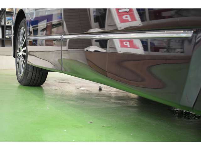 当社の在庫は全車、査定のプロが外装、内装、エンジン、下回りなど無事故検査済みとなります。遠方のお客様も安心してご検討ください。更に走行管理システム導入により走行改ざん車も事前にチェック済みです。