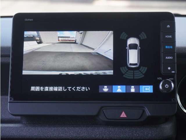 ◆バックカメラ◆リバースにするだけで映ります、後方の安全確認や、狭い駐車場での車庫入れ、雨の日や夜間など視界の悪い時に便利です！安全にバックする為には欠かせない装備です。