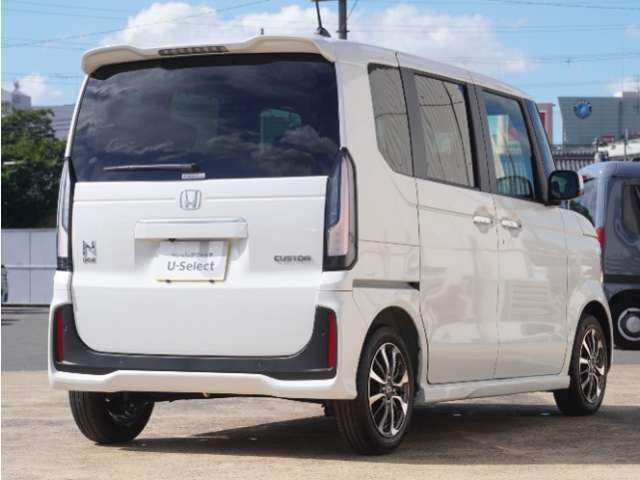 お立ち寄りいただく際は、事前にご連絡をお願いします。お目当てのお車が商談中や売約となることもございます。ご確認いただいてから、お立ち寄りください。