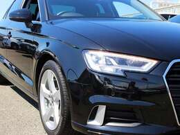 ■LEDライトパッケージ　LEDヘッドライト、LEDデイタイムランニングライト、LEDウインカー　詳しくはフリーコール　0078-6002-080898まで。