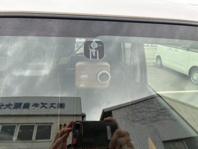 ドライブレコーダー装備