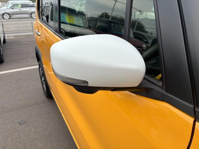 LEDウインカーミラーがカッコイイ