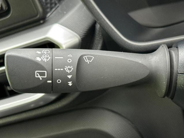 国産車から輸入車まで多様なお客様のニーズのお応えできるように、全国規模で豊富な在庫展開！車のことならWECARSへ！