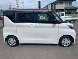 お車の車検・オイル交換・修理・鈑金塗装・ガラス修理・デントリペア・ボディコーティングなども幅広く対応しております。その際は無料で代車を貸し出し致します。車の事は何でもお任せください！