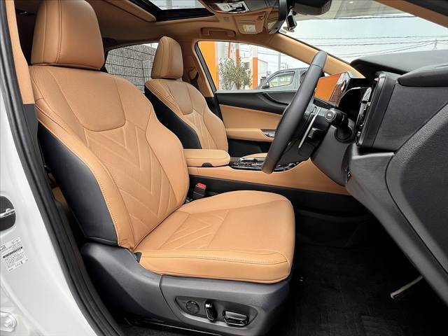 納車整備ついても第三者機関の指定工場で分解記録(法定整備)を実施し、車検を基準に不具合箇所、消耗部品は改善して納車させていただきます。