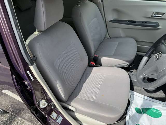 遠方販売の実績多数あり現車をみないでご購入されるお客様のご不安な点を一掃出来るように案内させて頂きます。ご遠方のお客様も安心してご連絡を下さい♪画像では伝えきれない良さをお伝えいたします。