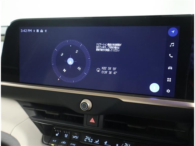 ナビゲーション付なので、知らない所へも、お出かけしたくなりますよね。曲がる所を間違えても再ルートで案内開始。ナビゲーションは1度使ったら無くてはならないアイテムの一つですよね。