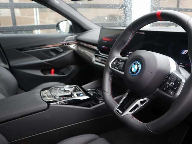 ※車両詳細はBMW Premium Selection 新潟　TEL:025-282-3188へどうぞお気軽にお問い合わせ下さい！！