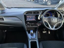 【インパネ全体】車内の雰囲気でお車の印象も変わります。自分好みのお車を見つけていきましょう！