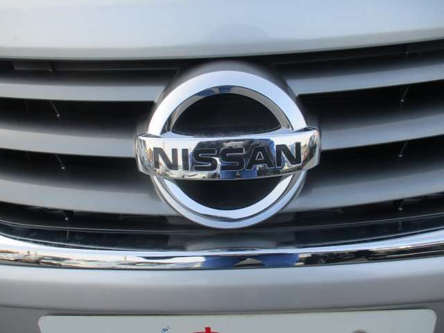 程度が悪い車が安いのは当たり前です。当店はコストを安く！薄利多売価格設定お客様が良い車両をお買い求め安くだけをこだわってます。少し年式古くても程度の良い車は沢山あります。