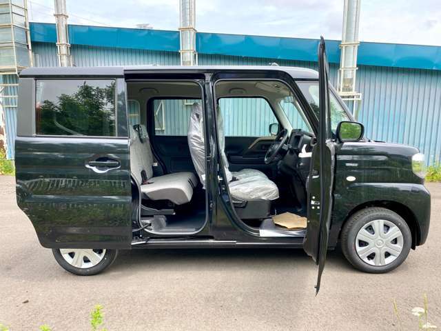 事故の際も保険の交渉から車の修理や代車の手配まで迅速に対応！保険のアドバイザーがカーライフに最適なプランをご提案します！