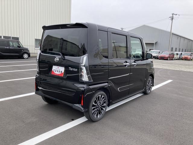 ご納車前には、法定12ヶ月点検相当の点検を実施いたします。プロの整備スタッフが点検をするので、安心して中古車にお乗りいただけます。
