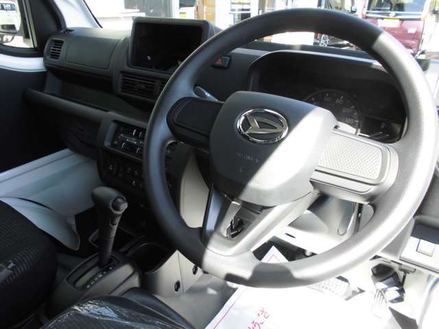 ☆展示台数40台以上！ぜひ一度ご来店ください。